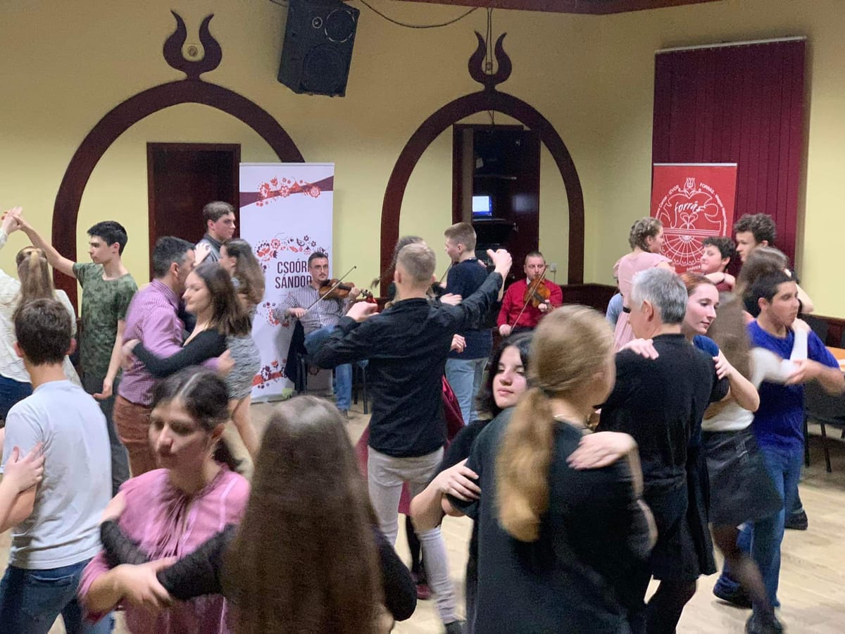 Szita-szita péntek, szerelem csütörtök, dob szerda